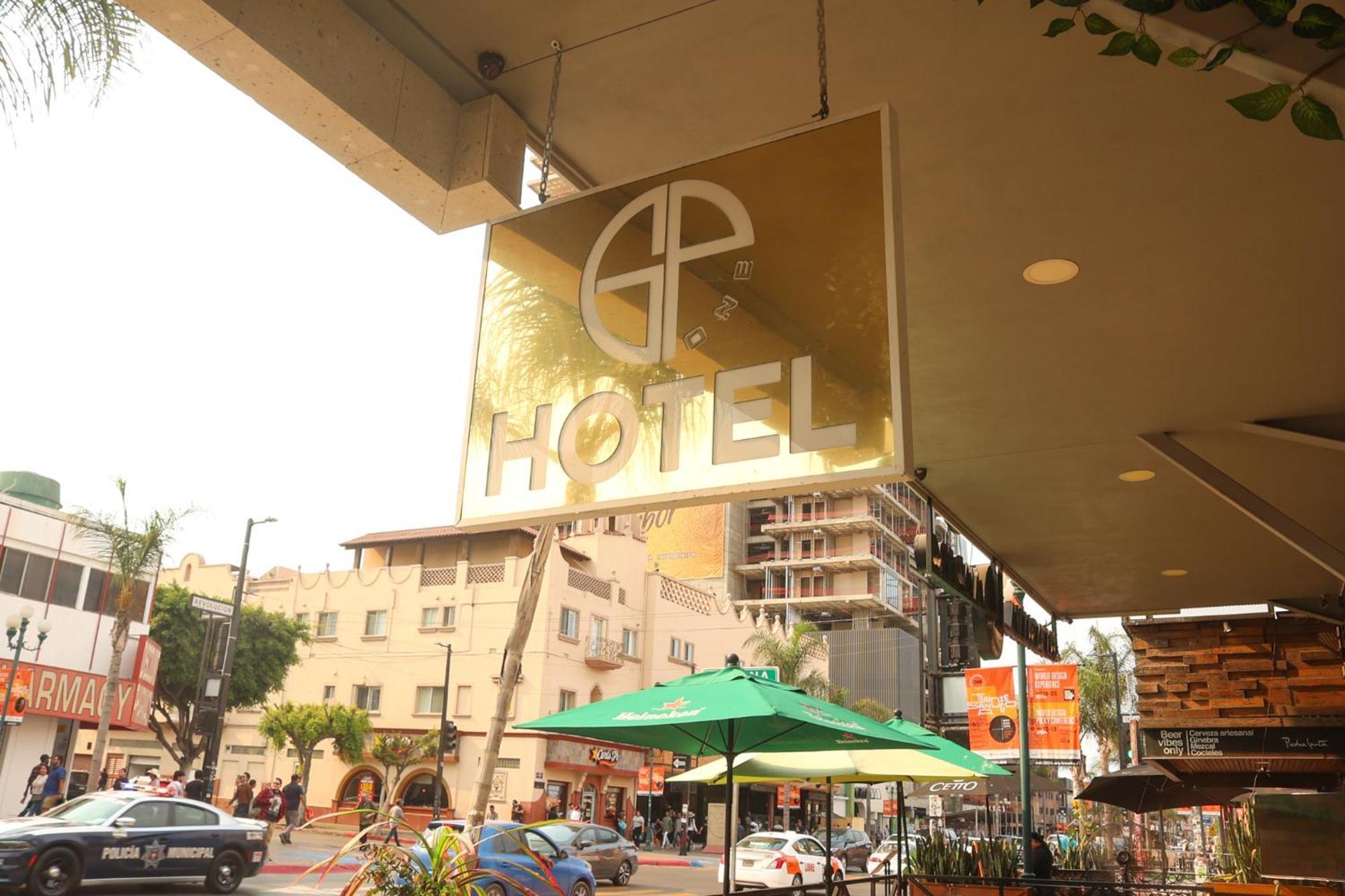 Hotel Grand One Plaza Tijuana Exterior photo